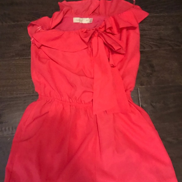 Coral romper - Picture 1 of 1